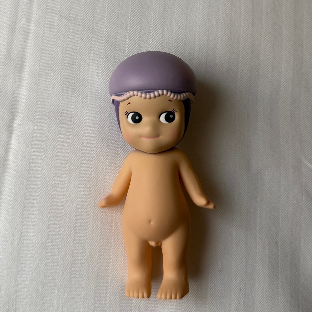 Authentic Sonny Angel, can send with box and bag also